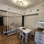 Axi - *